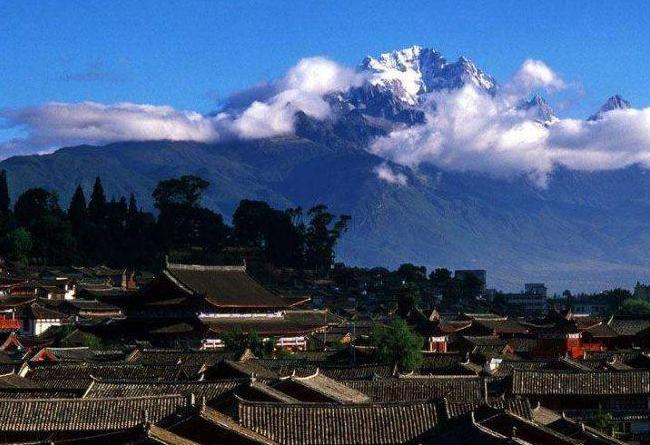 国内春节旅游哪里好，春节旅游去哪里？国内十大好去处推荐你去过几个